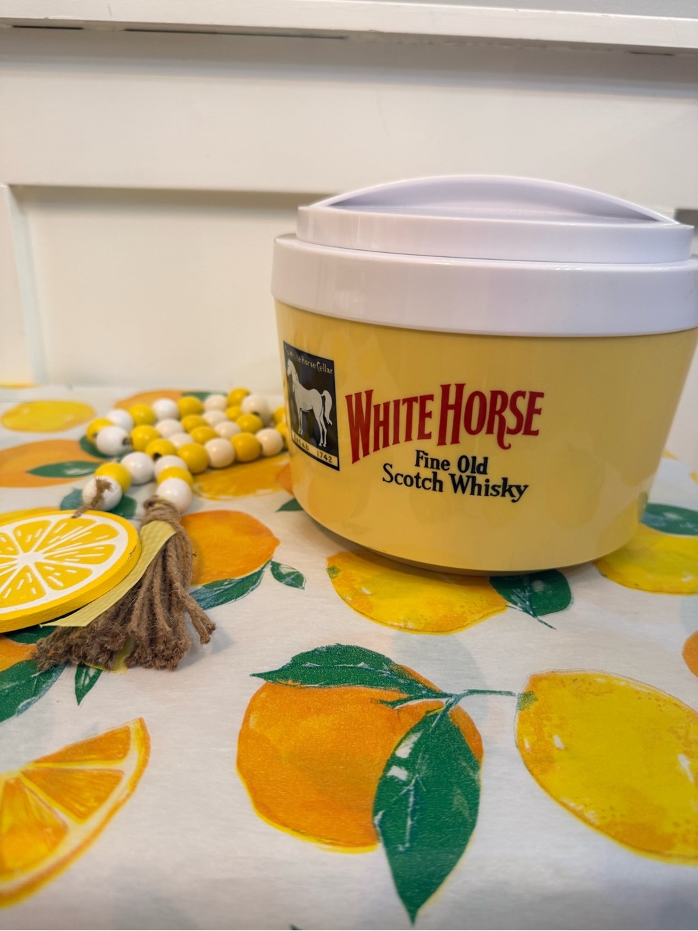 White Horse Vintage Fine Old Scotch Whisky – Ice Bucket